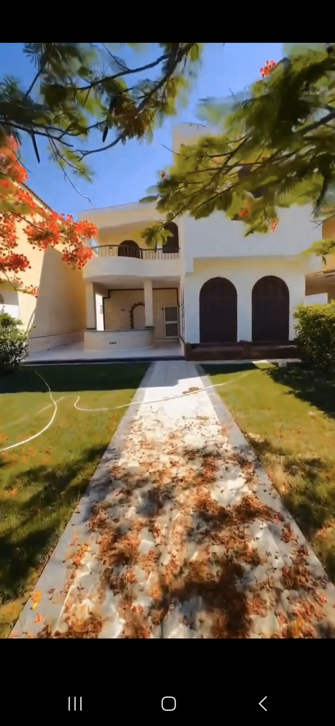 فيلا بحديقه اماميه وحديقه خلفيه لأصحاب الذوق الراقي ومحبيه الهدوء والخصوصيه
